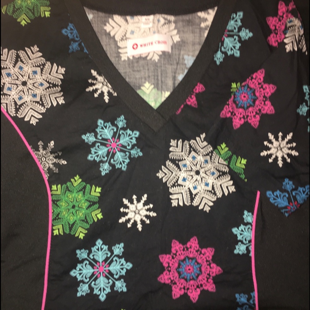 WHITE CROSS SCRUBS